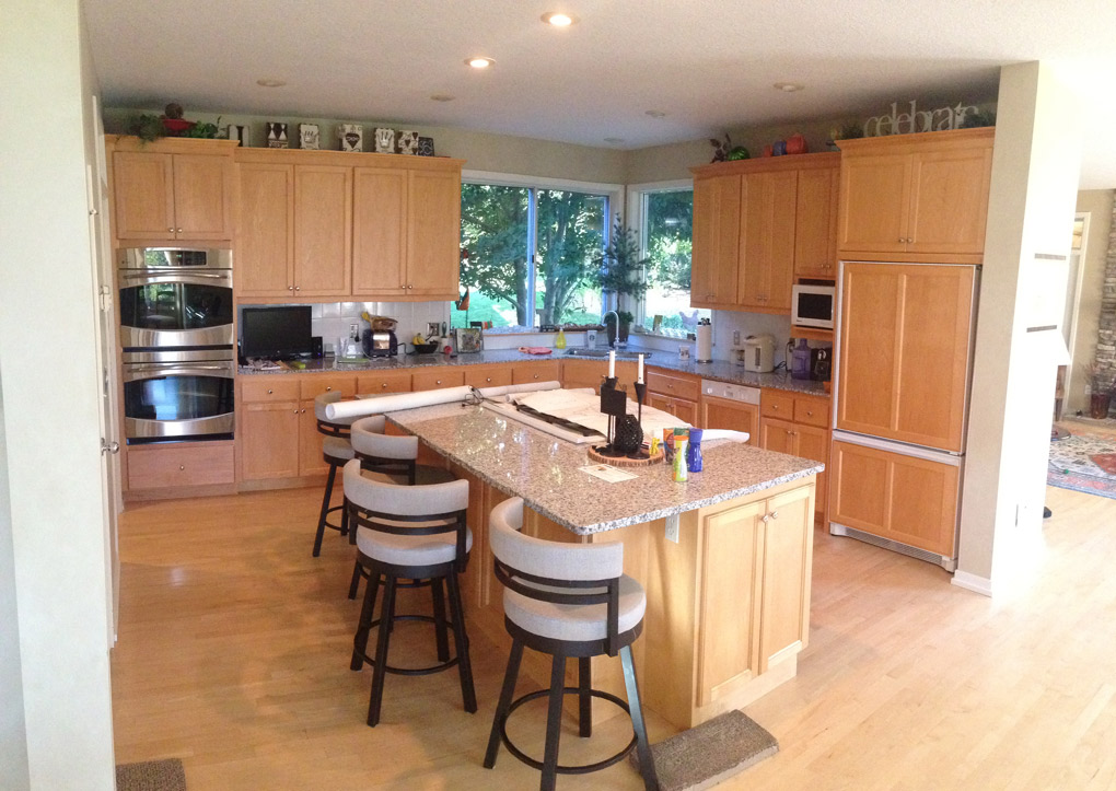 Schrader-and-Companies_Purple-Kitchen-Before