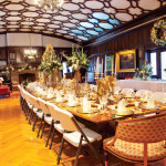 A Summit Avenue Mansion Dons Its Holiday Best Summit-Avenue_Christmas_Dining-room