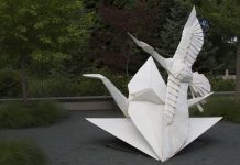 Origami crane
