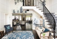 2019 Luxury Home Tour Remodel: BayCliff Homes in Wayzata Home Remodeled by BayCliff Homes