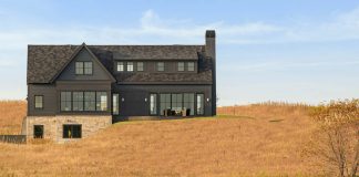 Eyeland exterior - Redstone Architectural Homes