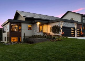 2023 Luxury Home Tour: Kootenia Homes