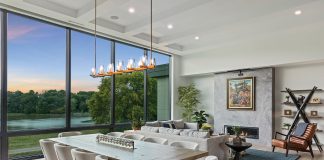 Woodbury Home Features Windows That Wow