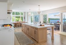 Piece by Piece: A 1988 Lakeside Home Transformation