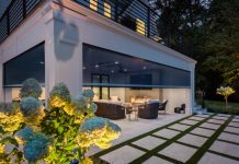 Phantom Screens: Innovation, Comfort, and Style for Every Home motorizedgaragescreen