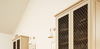 Decorative mesh grilles