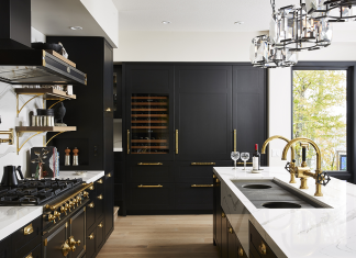 North Star Kitchens Black kitchen by North Star Kitchens