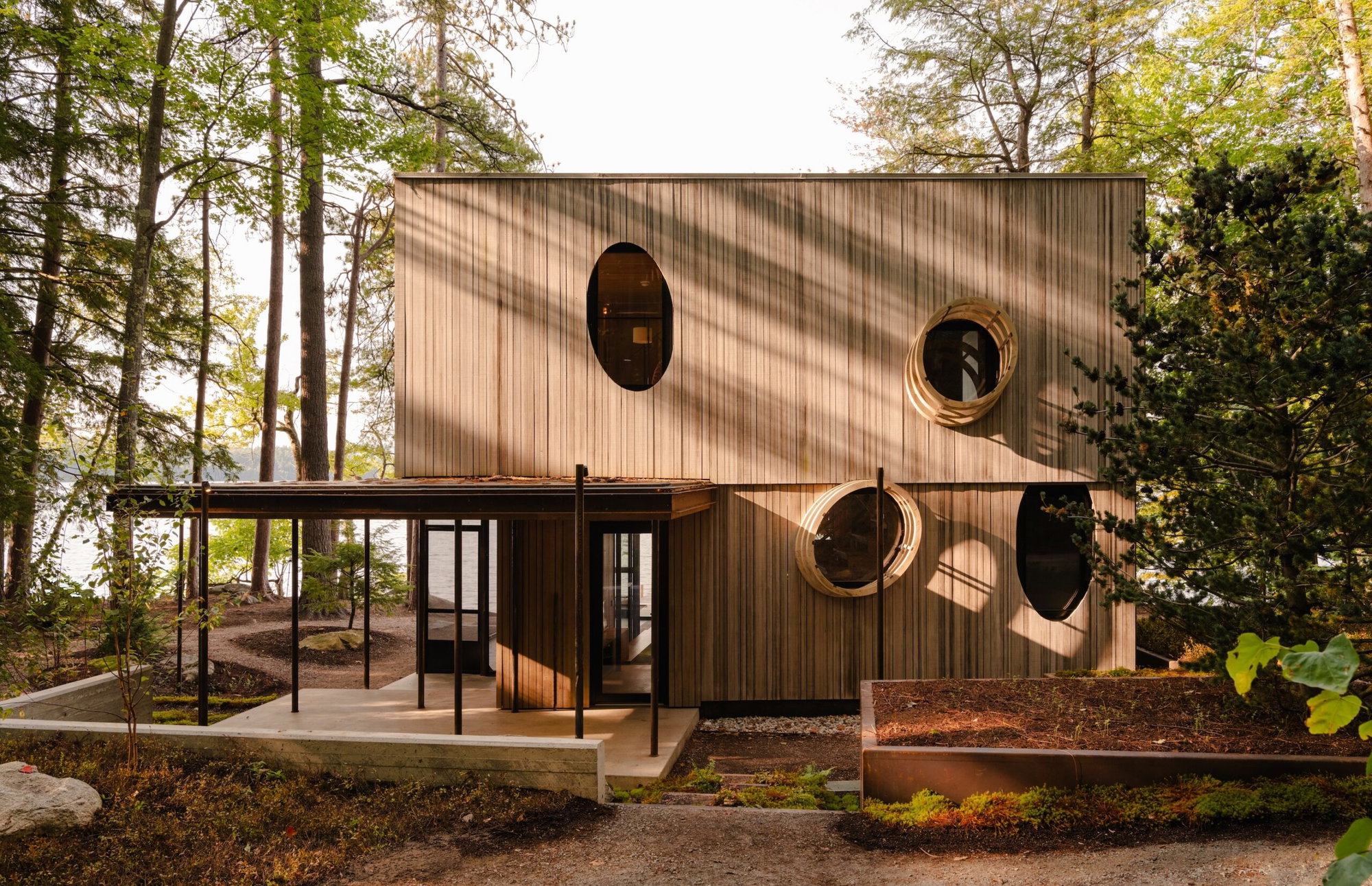 Nature-forward home project in Holderness, New Hampshire, by Alchemy Architects